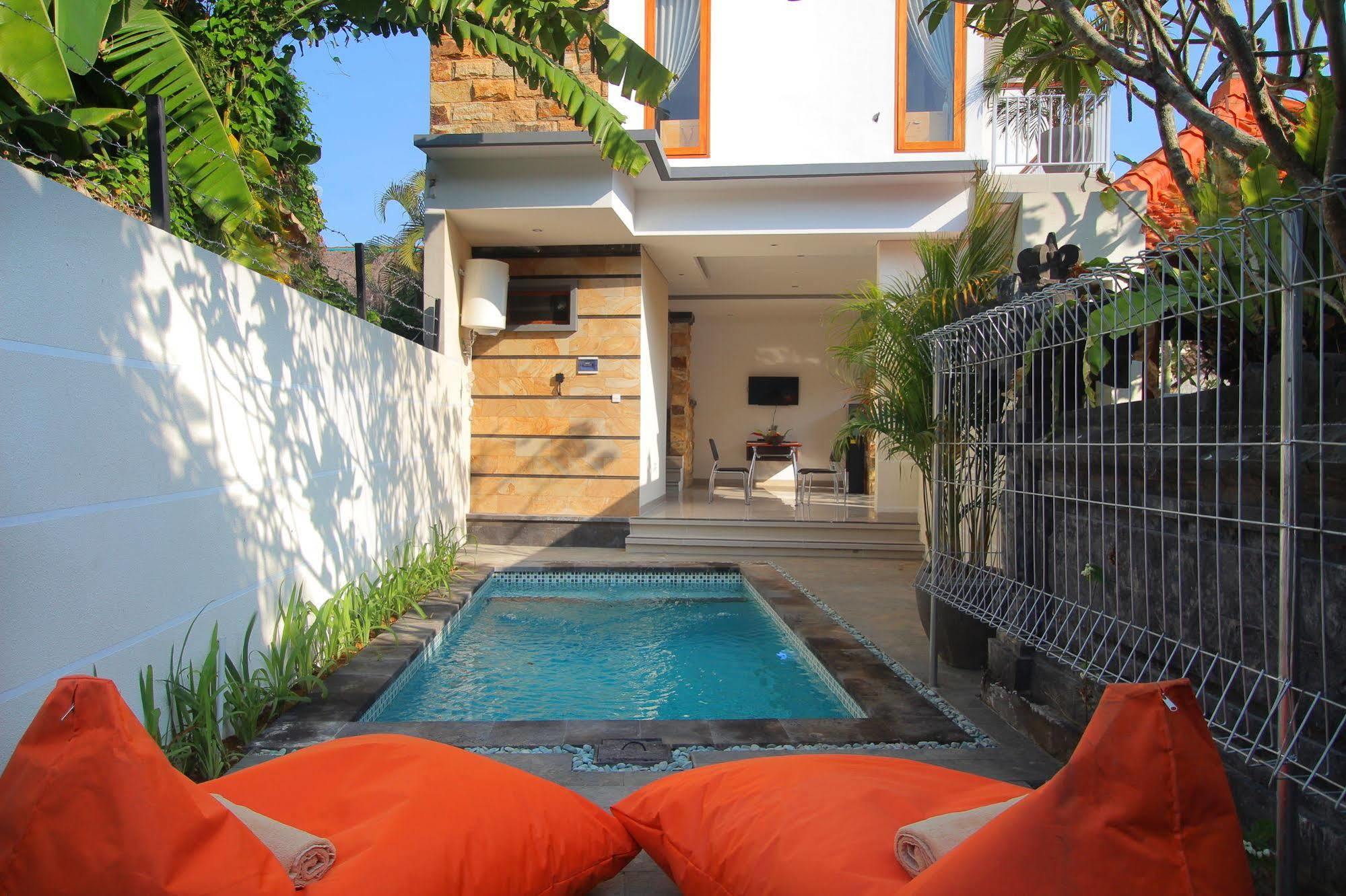 Lotus Tirta Seminyak Ξενοδοχείο Εξωτερικό φωτογραφία