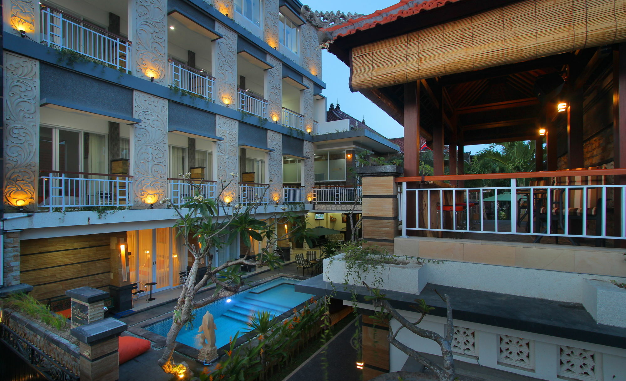 Lotus Tirta Seminyak Ξενοδοχείο Εξωτερικό φωτογραφία