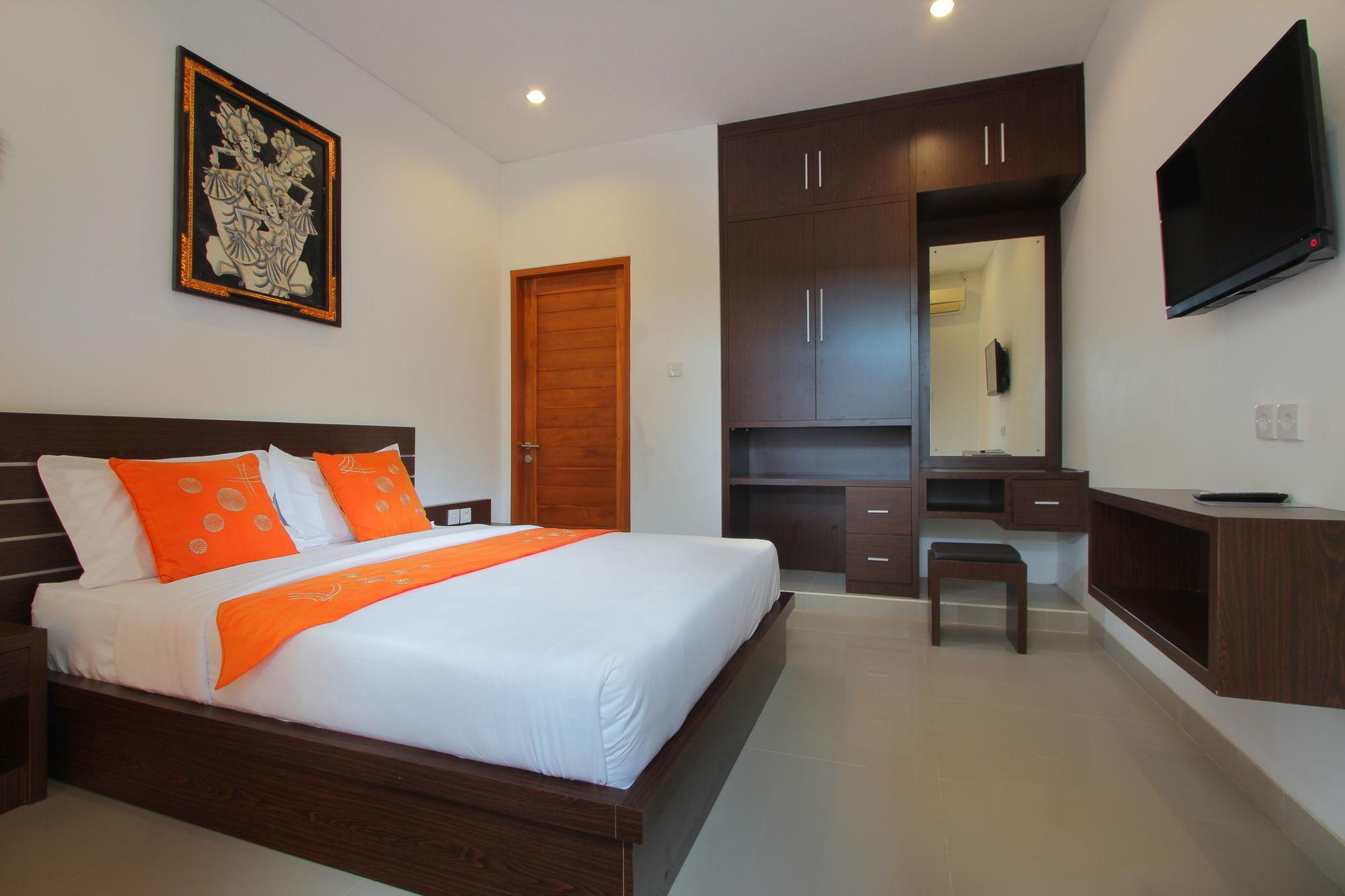 Lotus Tirta Seminyak Ξενοδοχείο Εξωτερικό φωτογραφία